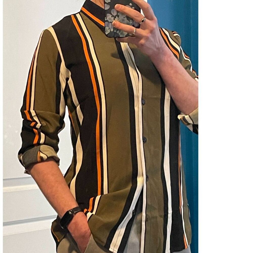 Women's Button-down shirt Sz S